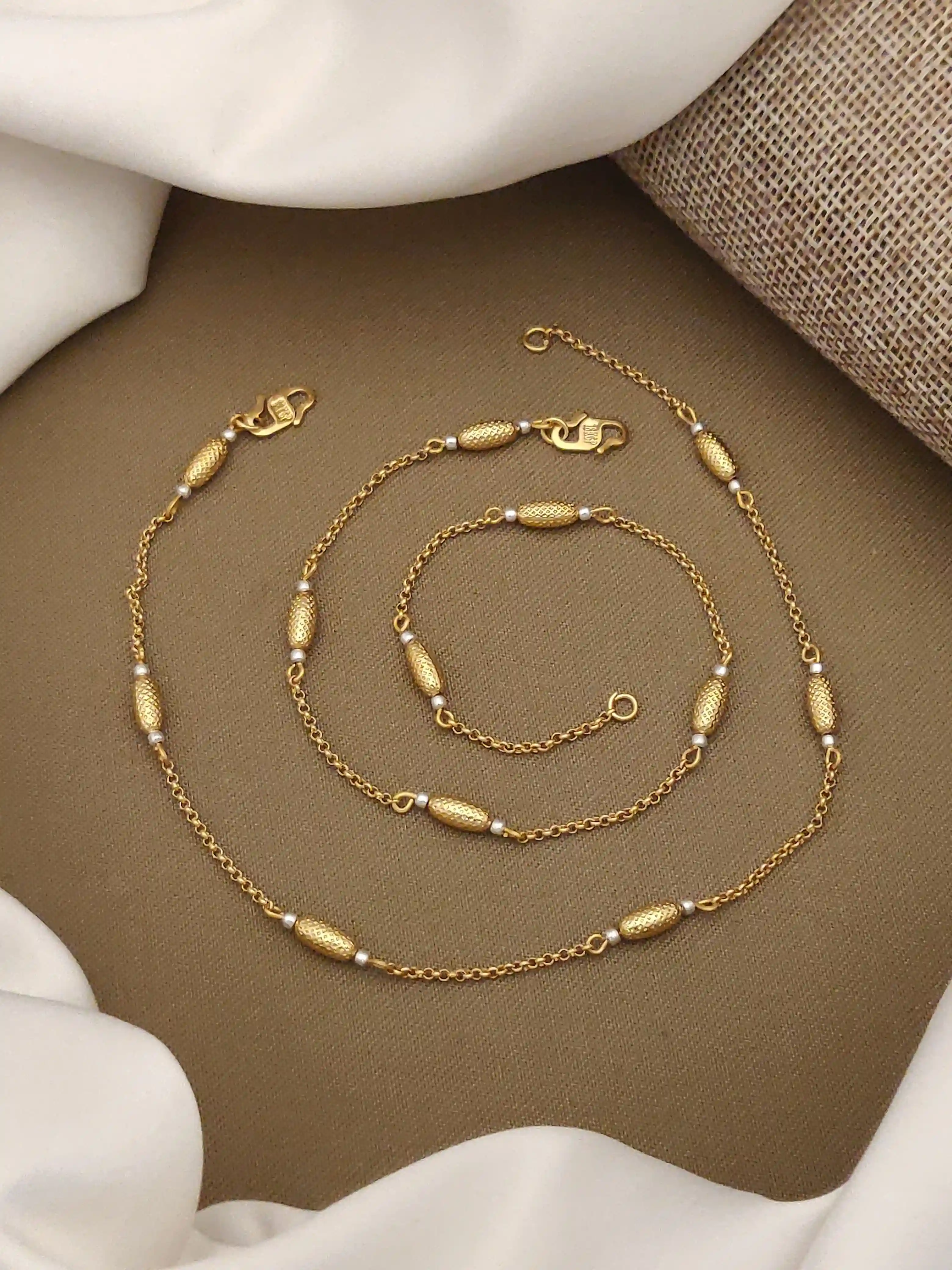 Stylish Daily Wear Anklets With Micro Gold Finish ( 10 " Inch ).png